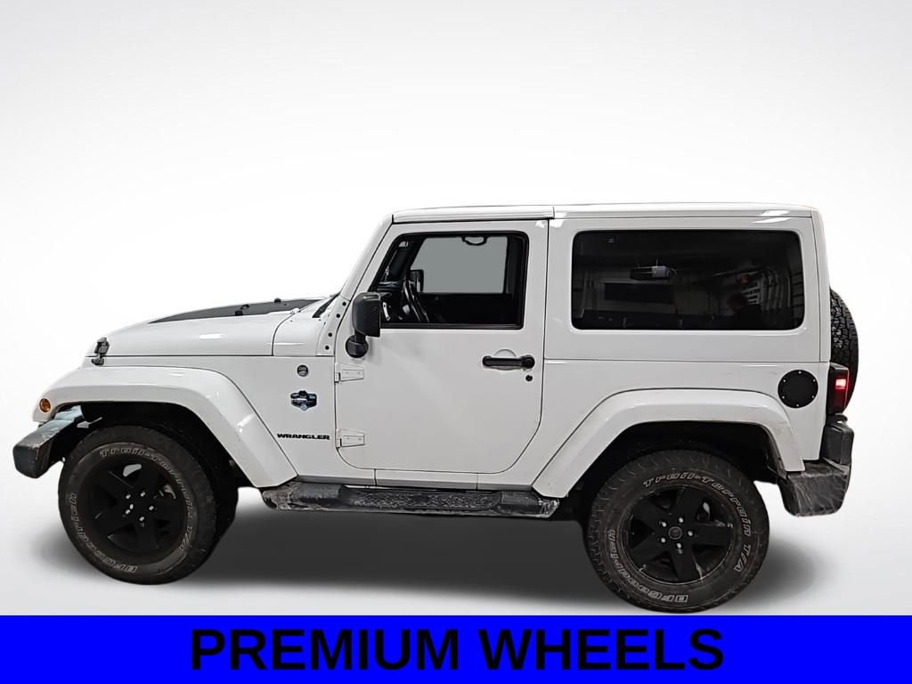 Used 2012 Jeep Wrangler Sahara image 7