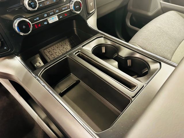 New 2025 Ford F150 XLT w/ Equipment Group 302A MID image 39