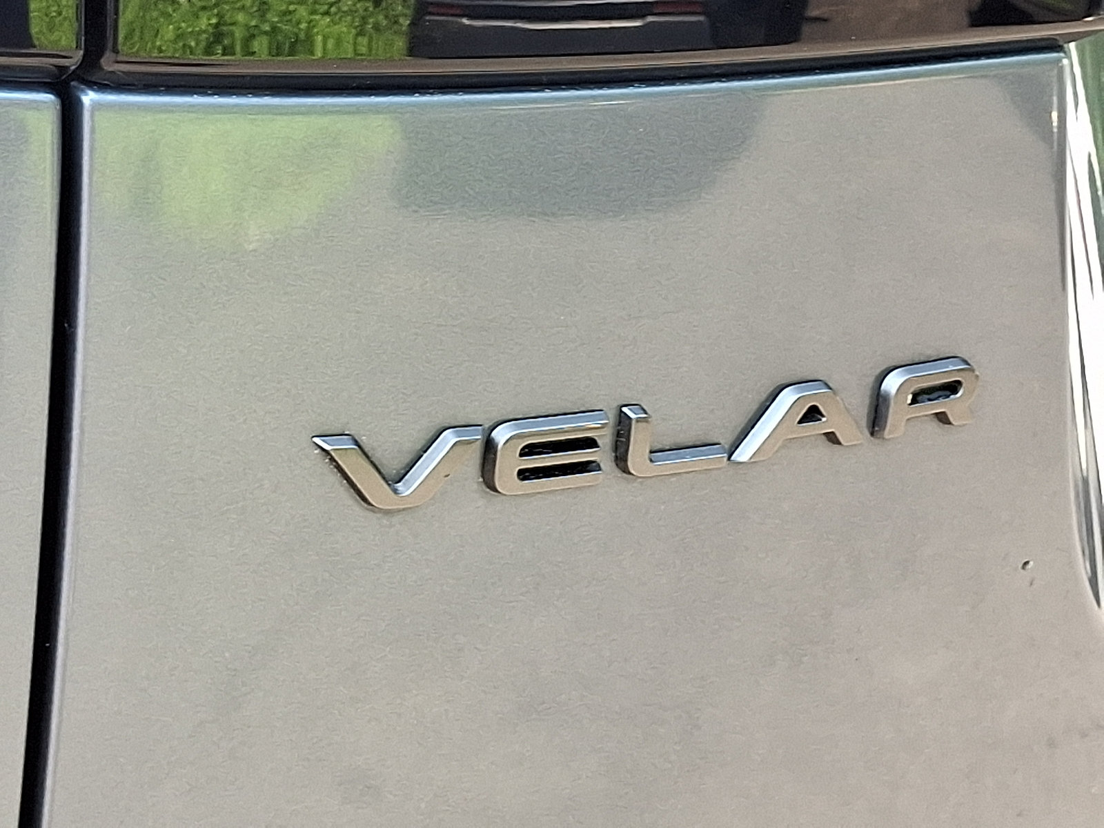 Used 2022 Land Rover Range Rover Velar R-Dynamic S AWD/4WD image 30