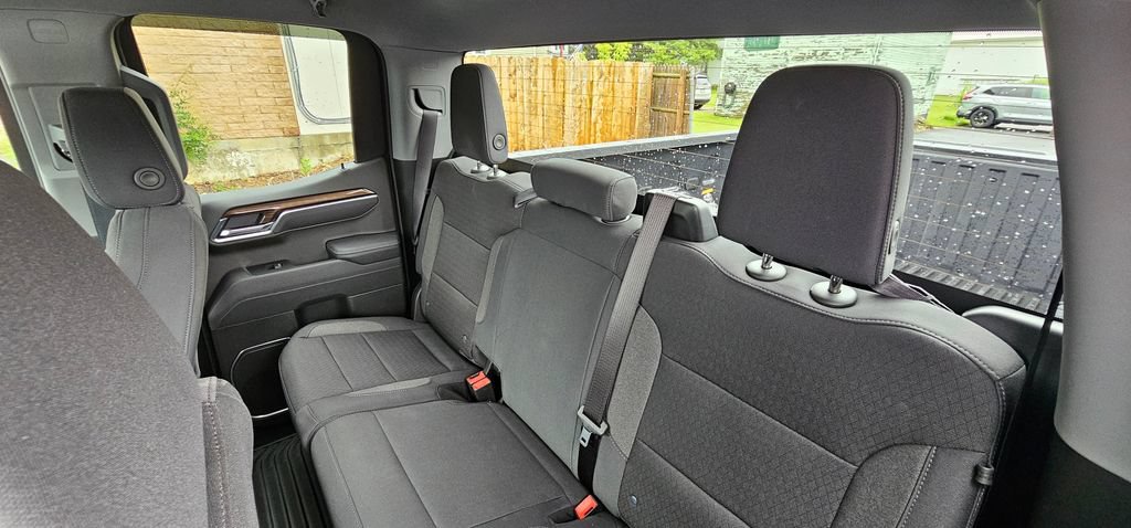 Certified 2026 Chevrolet Silverado 1500 LT AWD/4WD image 16