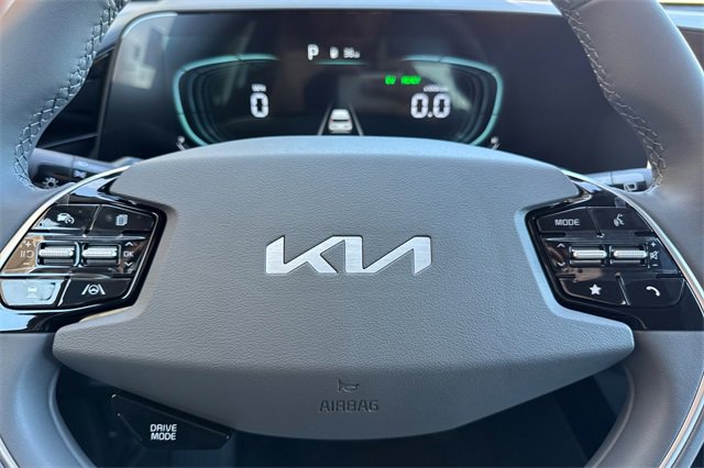 New 2025 Kia Niro EX image 28