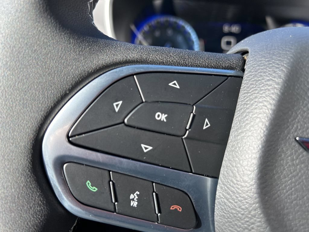 New 2026 Chrysler Pacifica Select AWD/4WD image 16