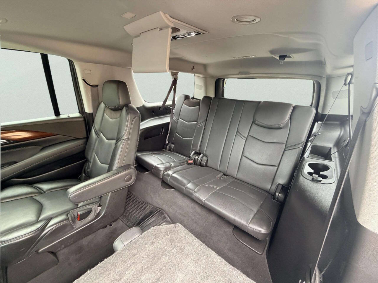 Used 2015 Cadillac Escalade ESV Premium AWD/4WD image 26