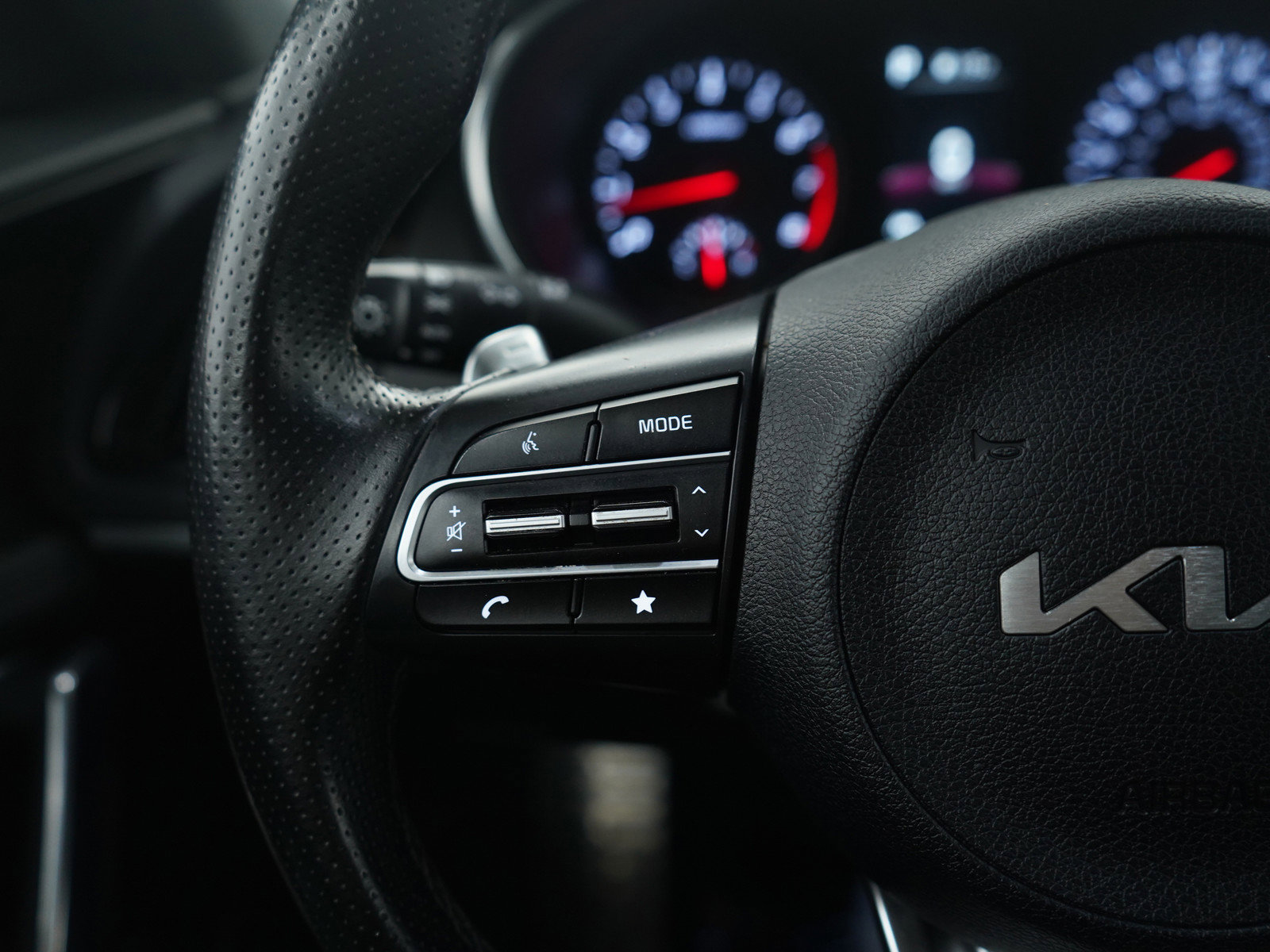 Used 2022 Kia Stinger GT-Line image 24