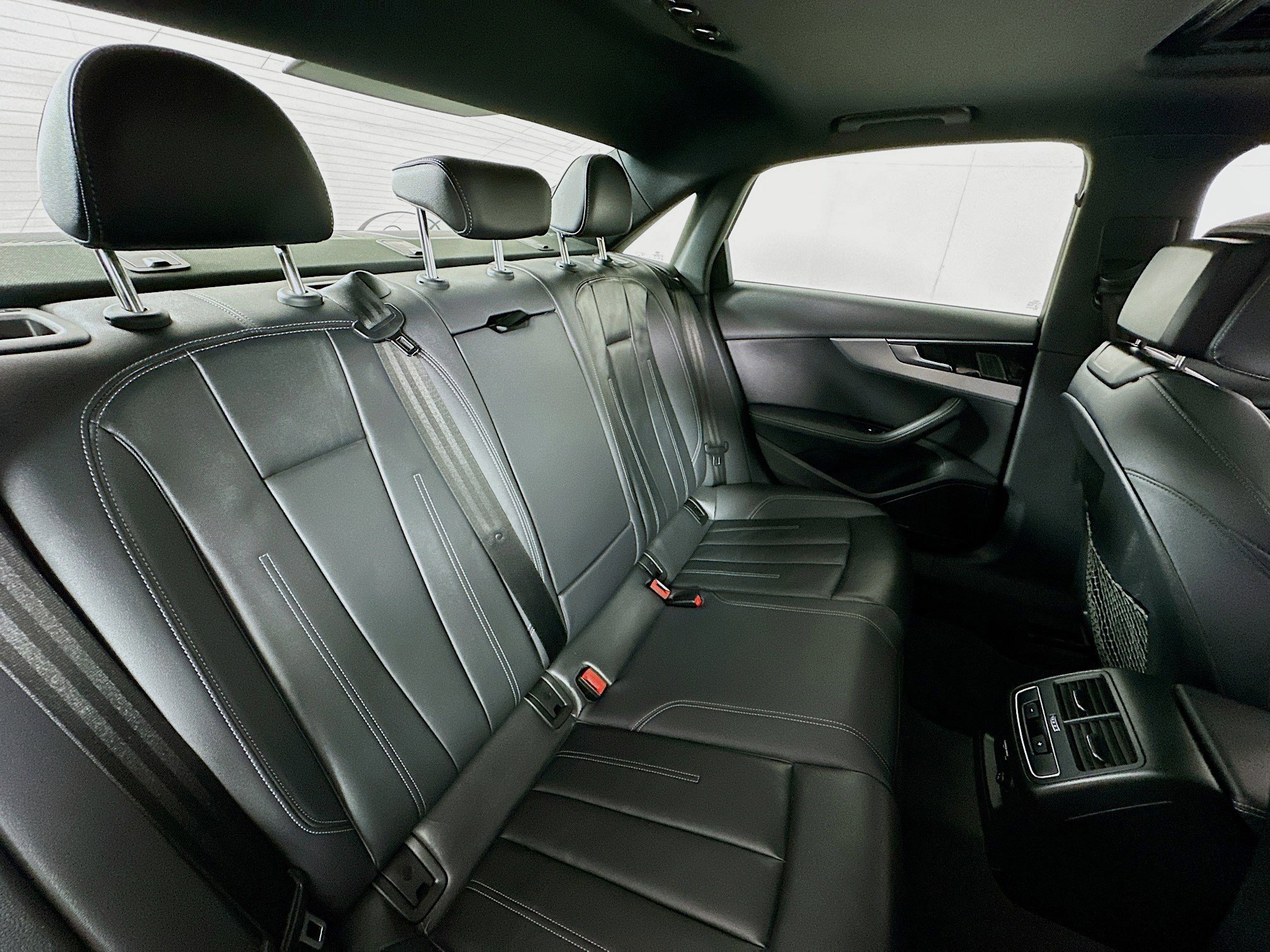 Used 2023 Audi A4 2.0T Premium Plus w/ Premium Plus Package image 27