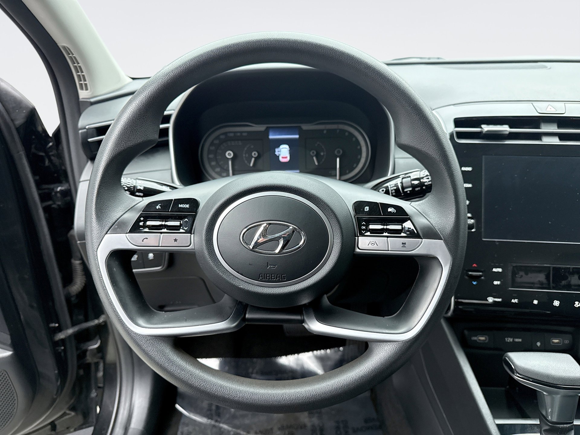 Used 2024 Hyundai Tucson SEL image 12