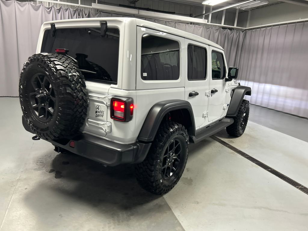 Used 2025 Jeep Wrangler Willys 4xe image 7