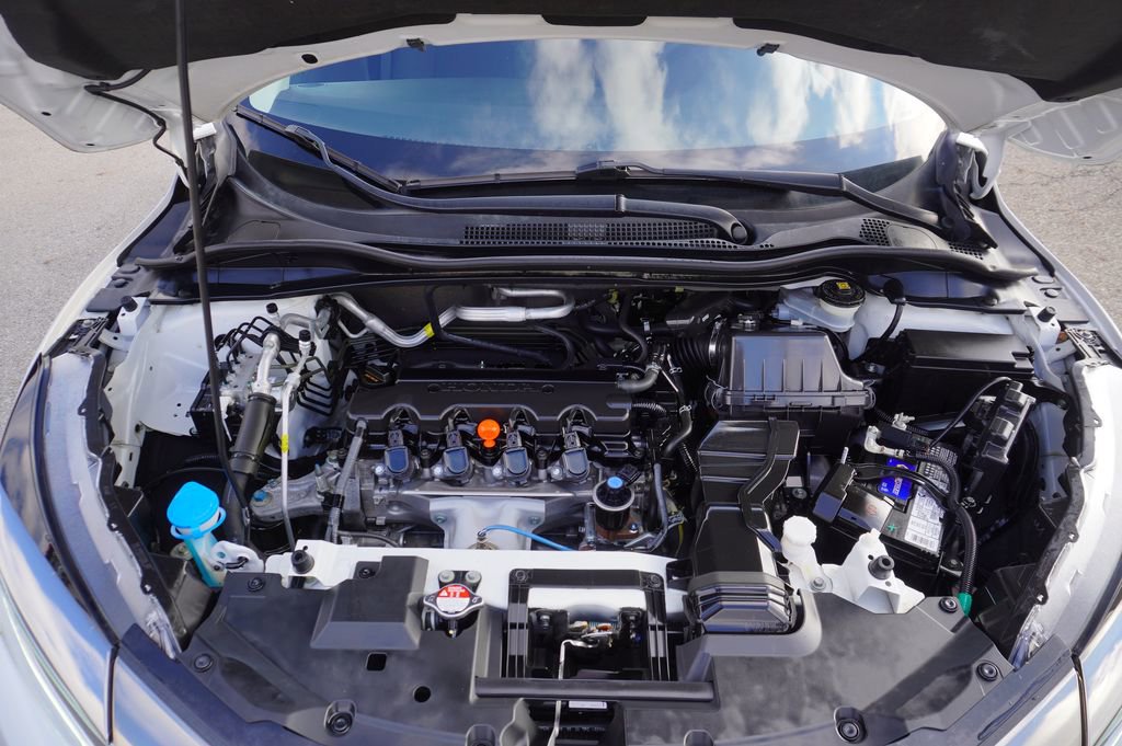 Used 2021 Honda HR-V EX image 32