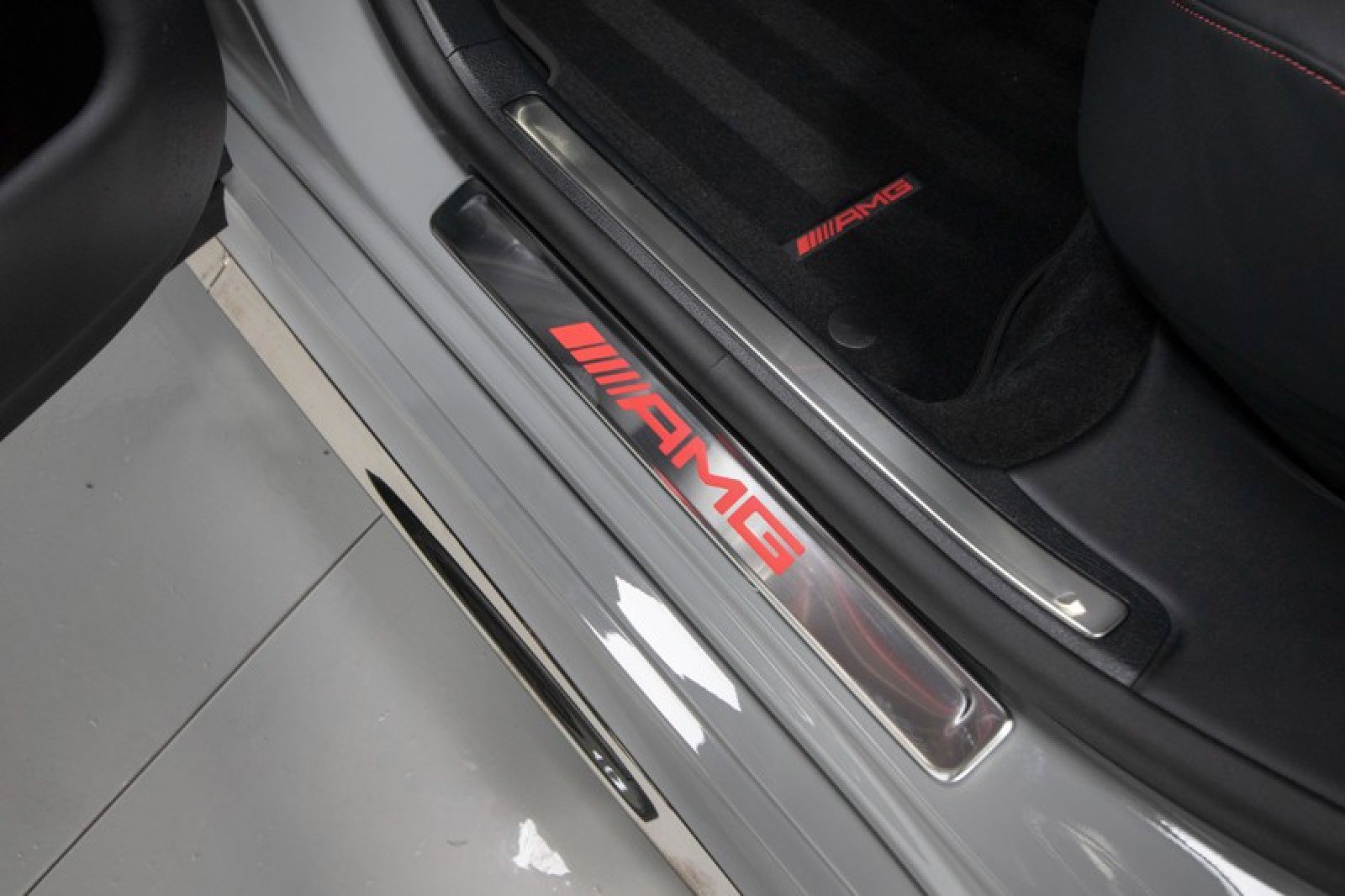 Used 2024 Mercedes-Benz S 63 AMG S image 44