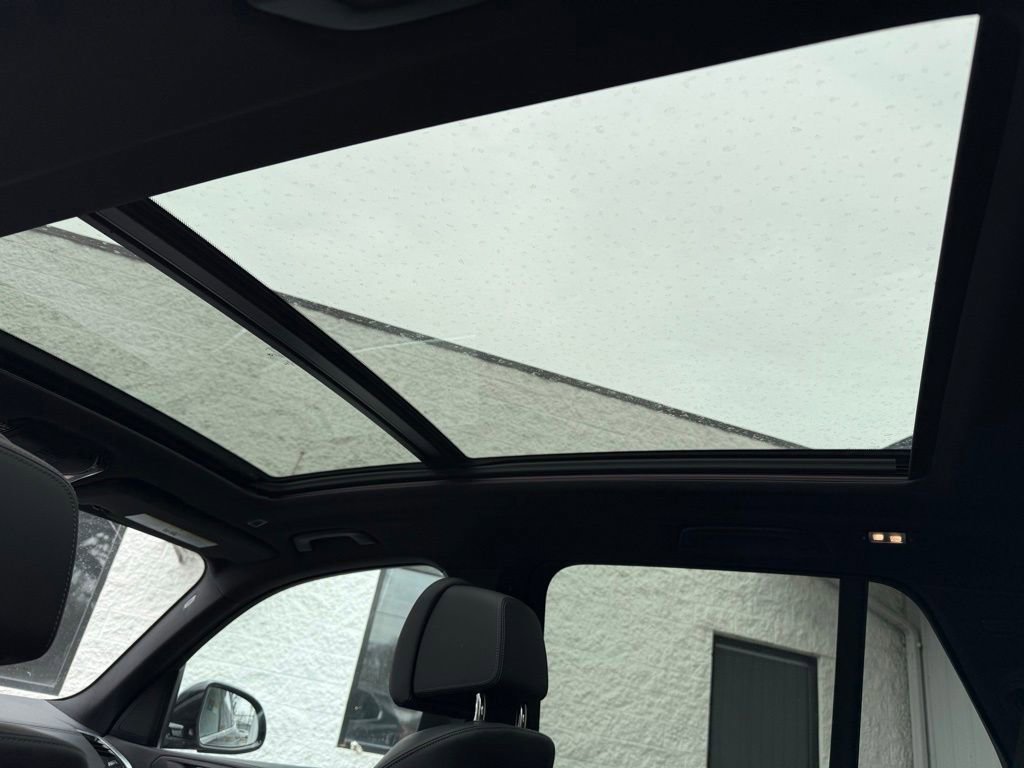 Used 2020 BMW X5 xDrive40i w/ Convenience Package image 16