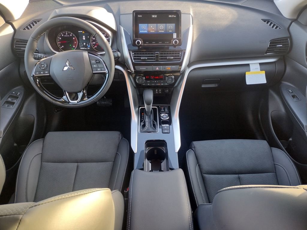 New 2026 Mitsubishi Eclipse Cross SE image 2