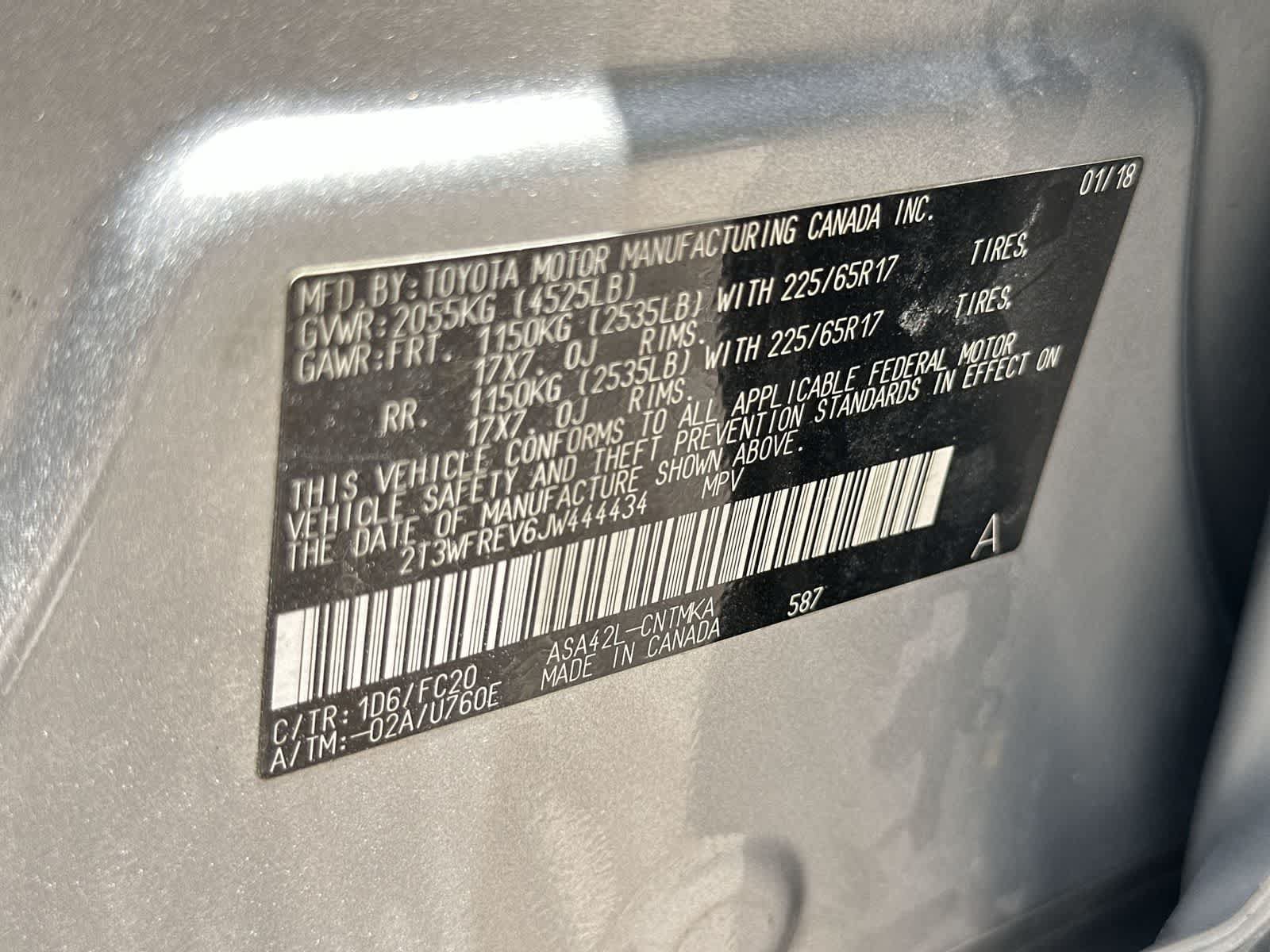 Used 2018 Toyota RAV4 XLE w/ Plus Extra Value Package FWD image 22