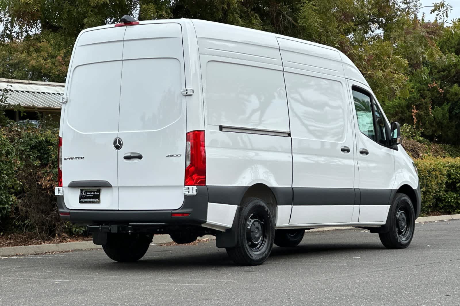 New 2026 Mercedes-Benz Sprinter 2500 image 3
