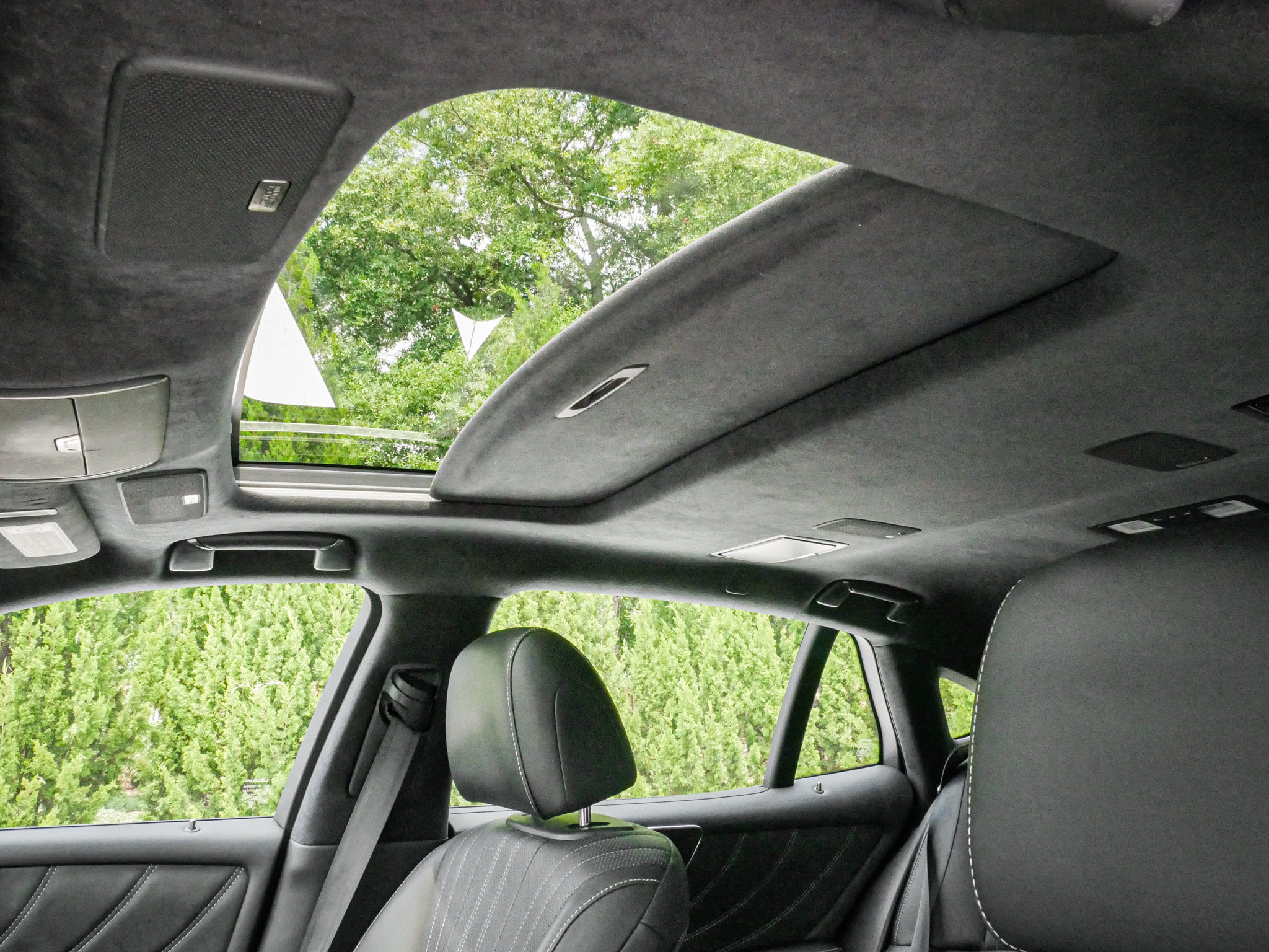 Used 2021 Lexus LS 500 w/ Interior Upgrade Package RWD image 28