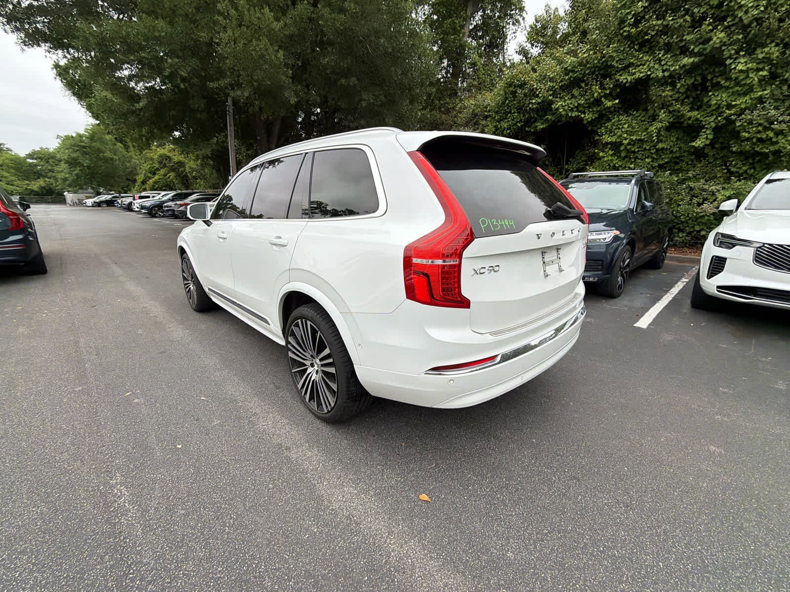 Used 2023 Volvo XC90 B6 Ultimate w/ Lounge Package AWD/4WD image 13