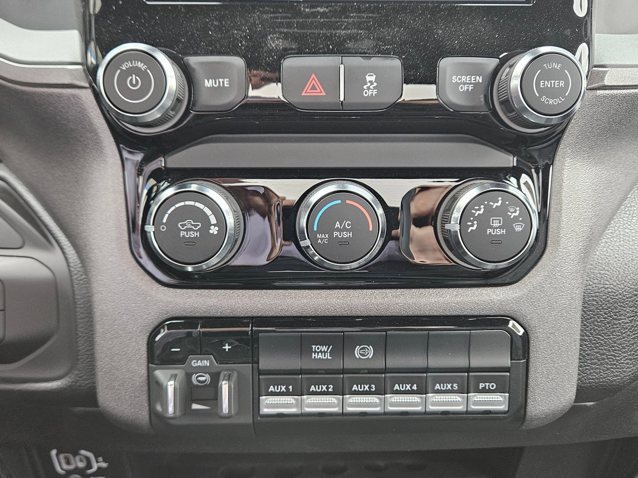 New 2026 RAM 5500 Tradesman image 11