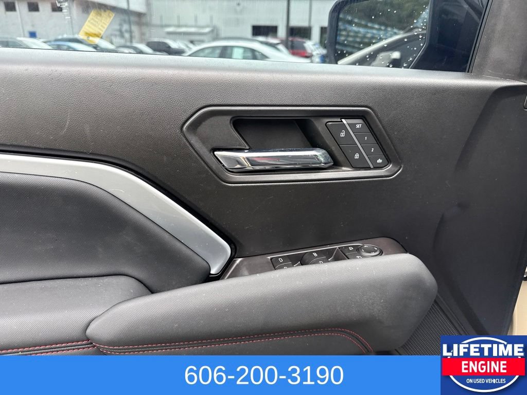 Used 2023 Chevrolet Colorado Z71 w/ Z71 Convenience Package 2 AWD/4WD image 28
