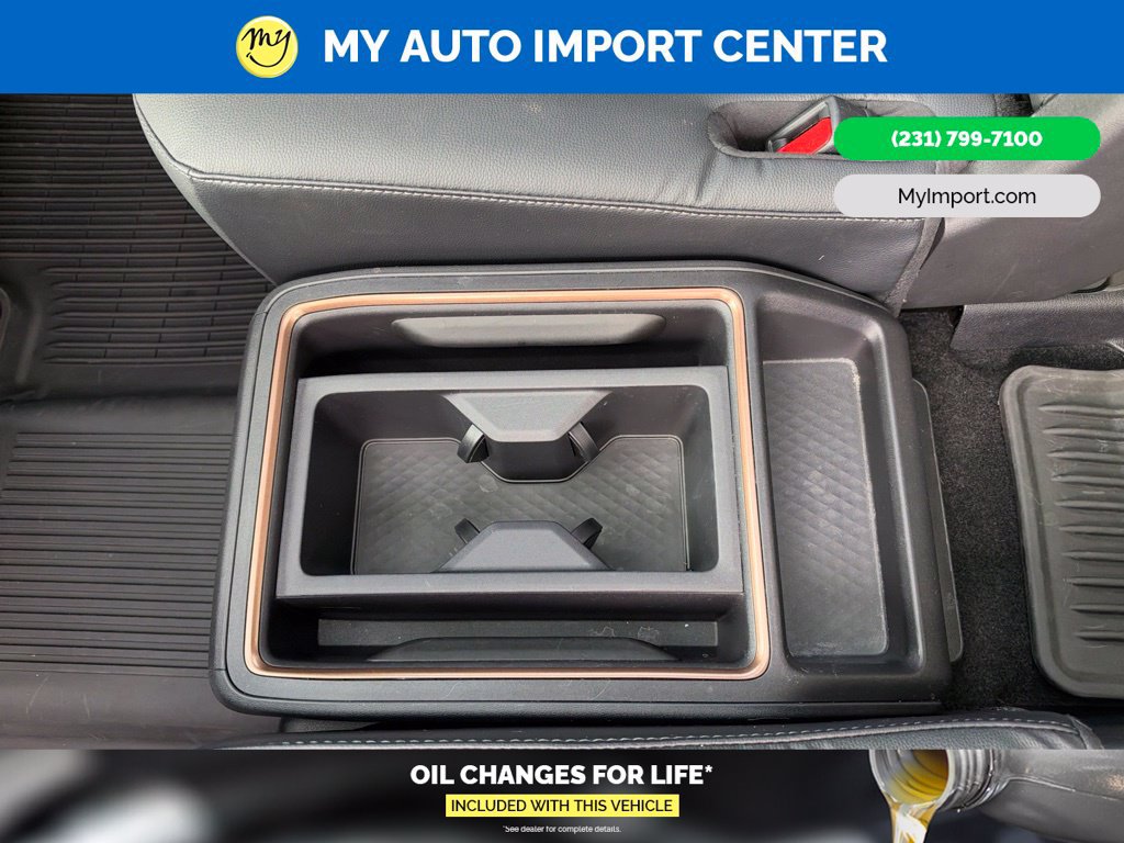Used 2025 Toyota Grand Highlander AWD Hybrid image 24