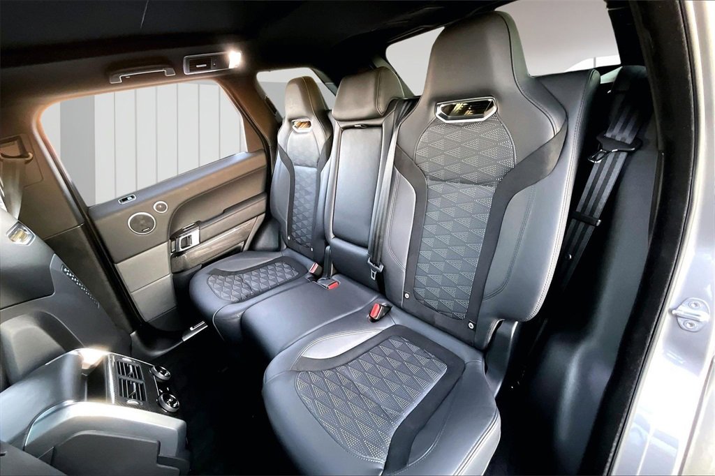 Used 2022 Land Rover Range Rover Sport SVR image 20