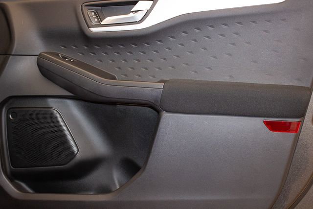 Used 2020 Ford Escape SE image 11