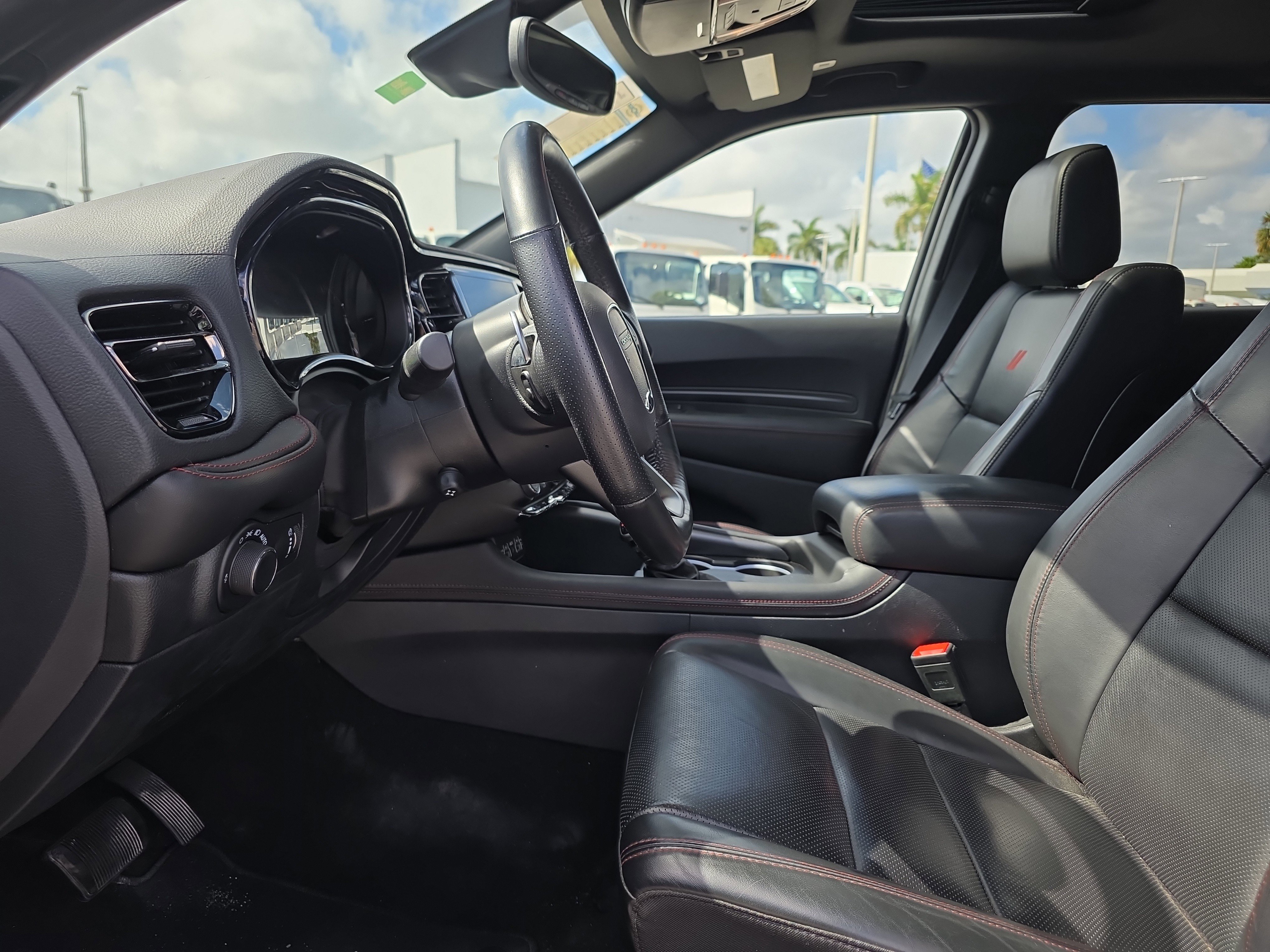 Used 2024 Dodge Durango GT image 27