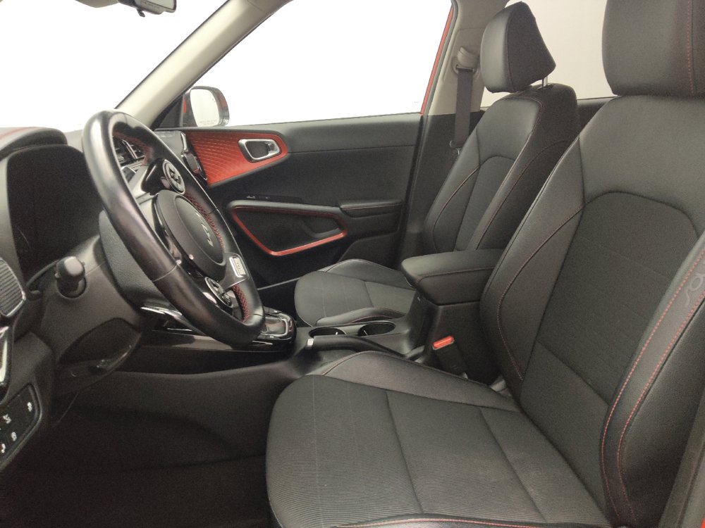 Used 2022 Kia Soul Turbo image 17