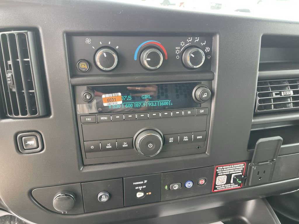 New 2026 Chevrolet Express 2500 w/ Driver Convenience Package image 10