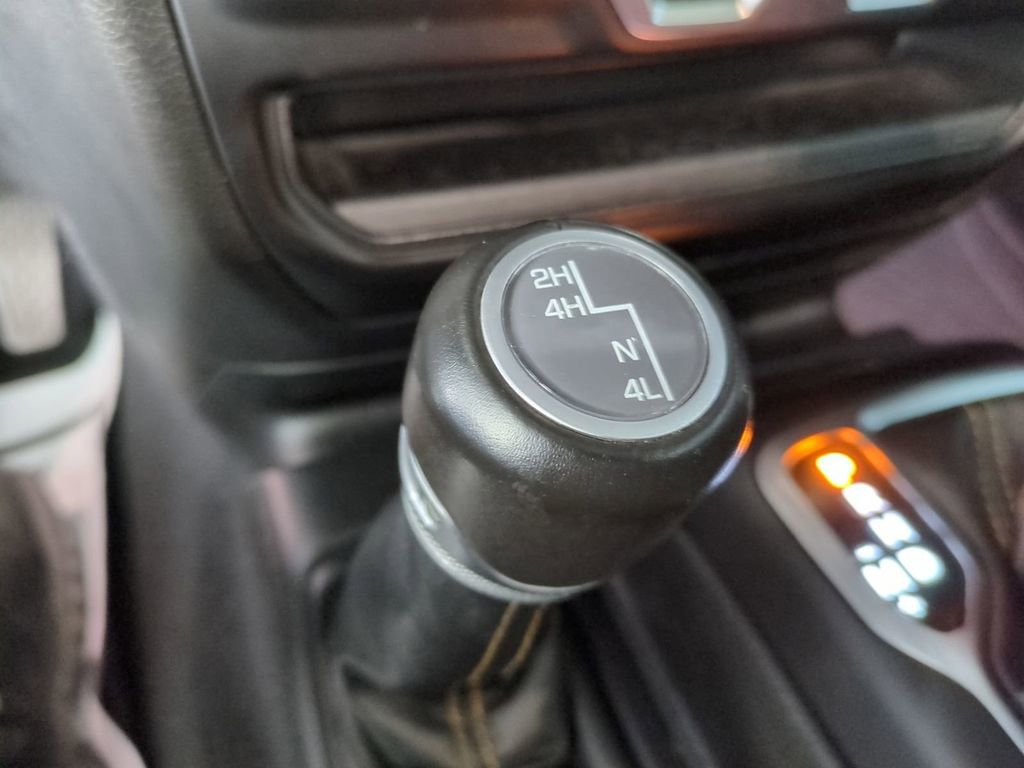 Used 2023 Jeep Gladiator Overland image 27