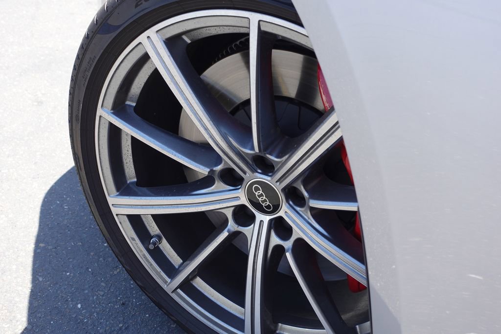 New 2025 Audi S8 image 10