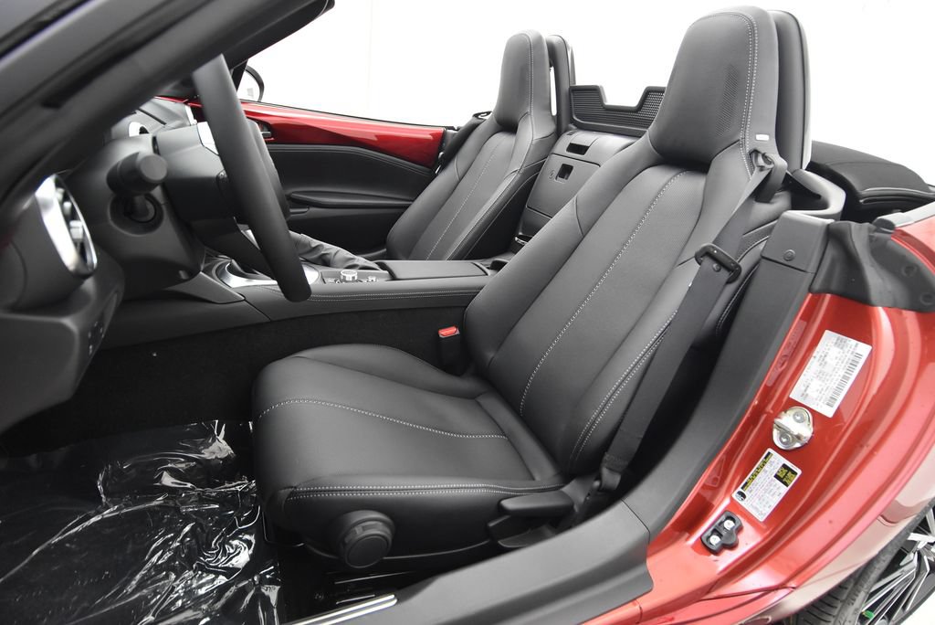 New 2026 MAZDA MX-5 Miata Grand Touring w/ Weather Package RWD image 25