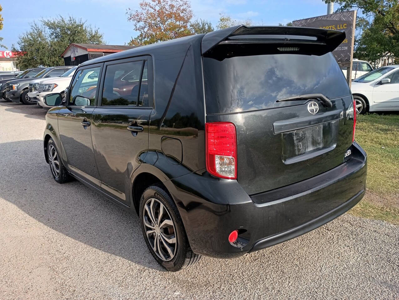 Used 2013 Scion xB Base 4dr Wagon 4A image 3