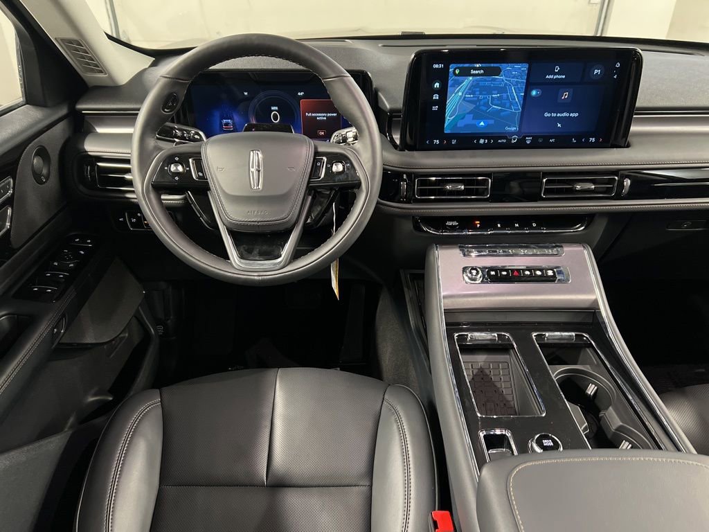 Used 2026 Lincoln Aviator AWD image 8