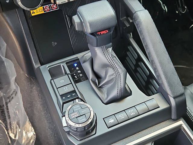 Certified 2026 Toyota 4Runner TRD Off-Road Premium w/ Tow Technology Package AWD/4WD image 18
