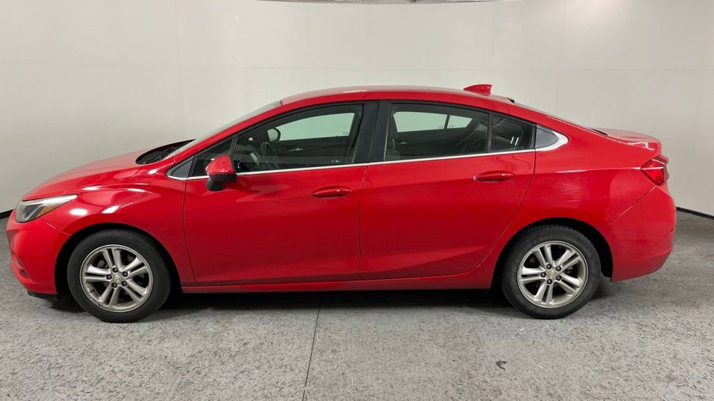 Used 2017 Chevrolet Cruze LT w/ Convenience Package image 30