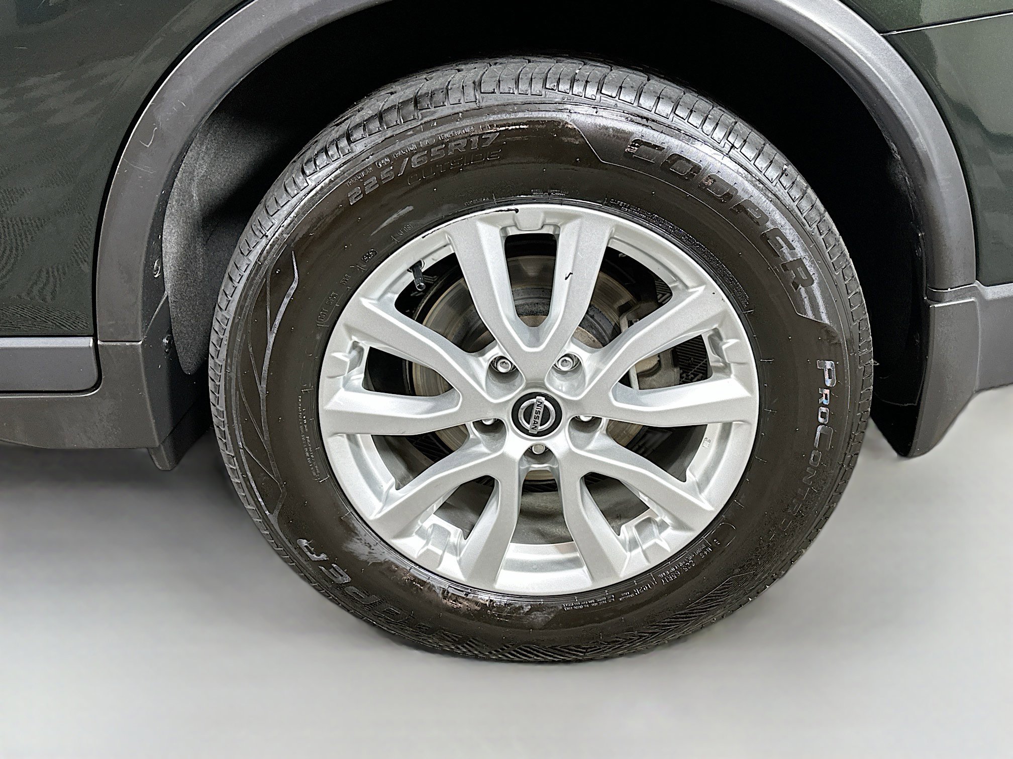Used 2020 Nissan Rogue SV image 28