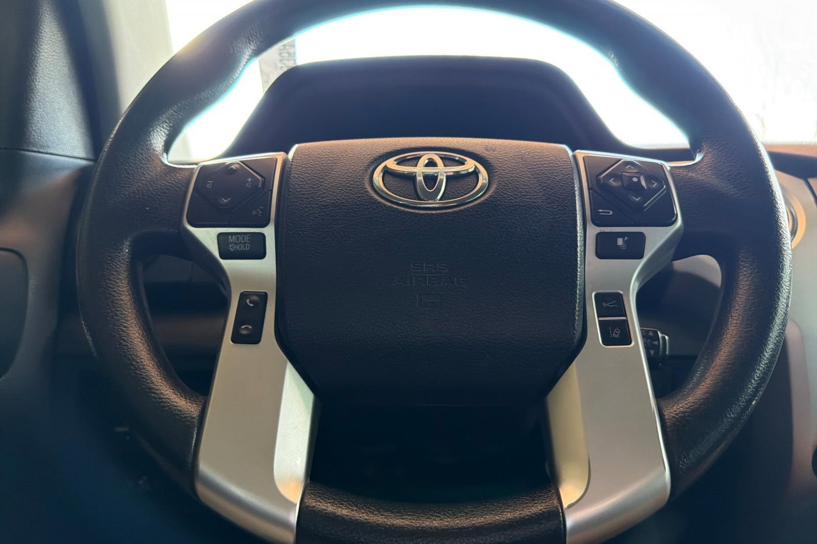 Used 2018 Toyota Tundra SR5 w/ TRD Off Road Package image 21