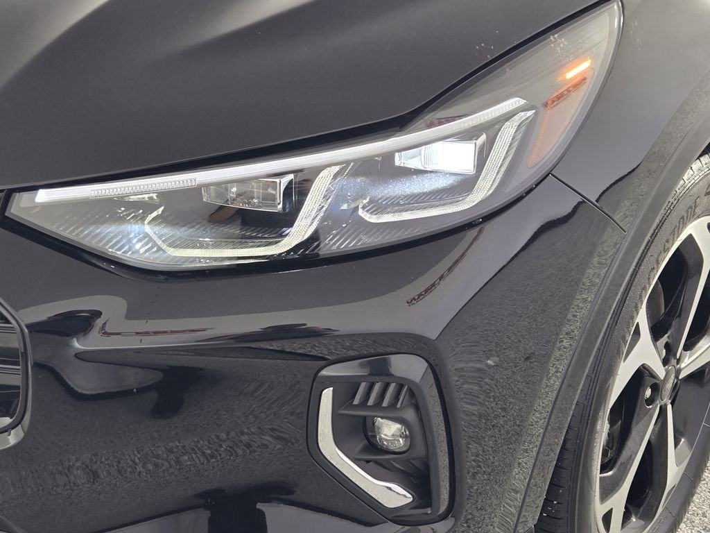 Used 2023 Ford Escape ST-Line Elite image 10