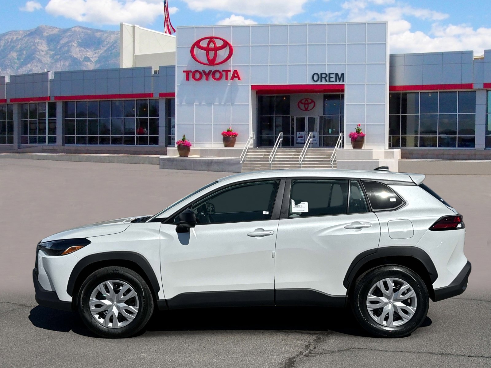 New 2026 Toyota Corolla Cross L image 5