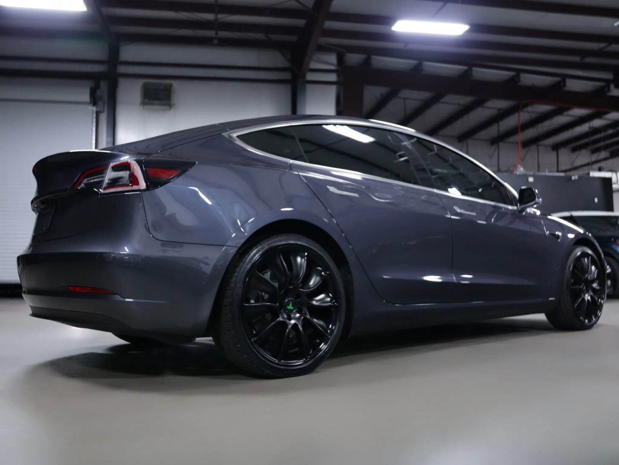 Used 2020 Tesla Model 3 Standard Range RWD image 12