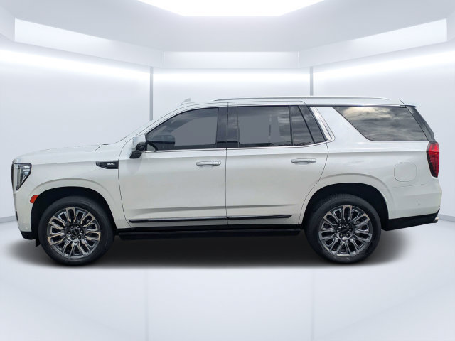 Used 2023 GMC Yukon Denali Ultimate AWD/4WD image 6