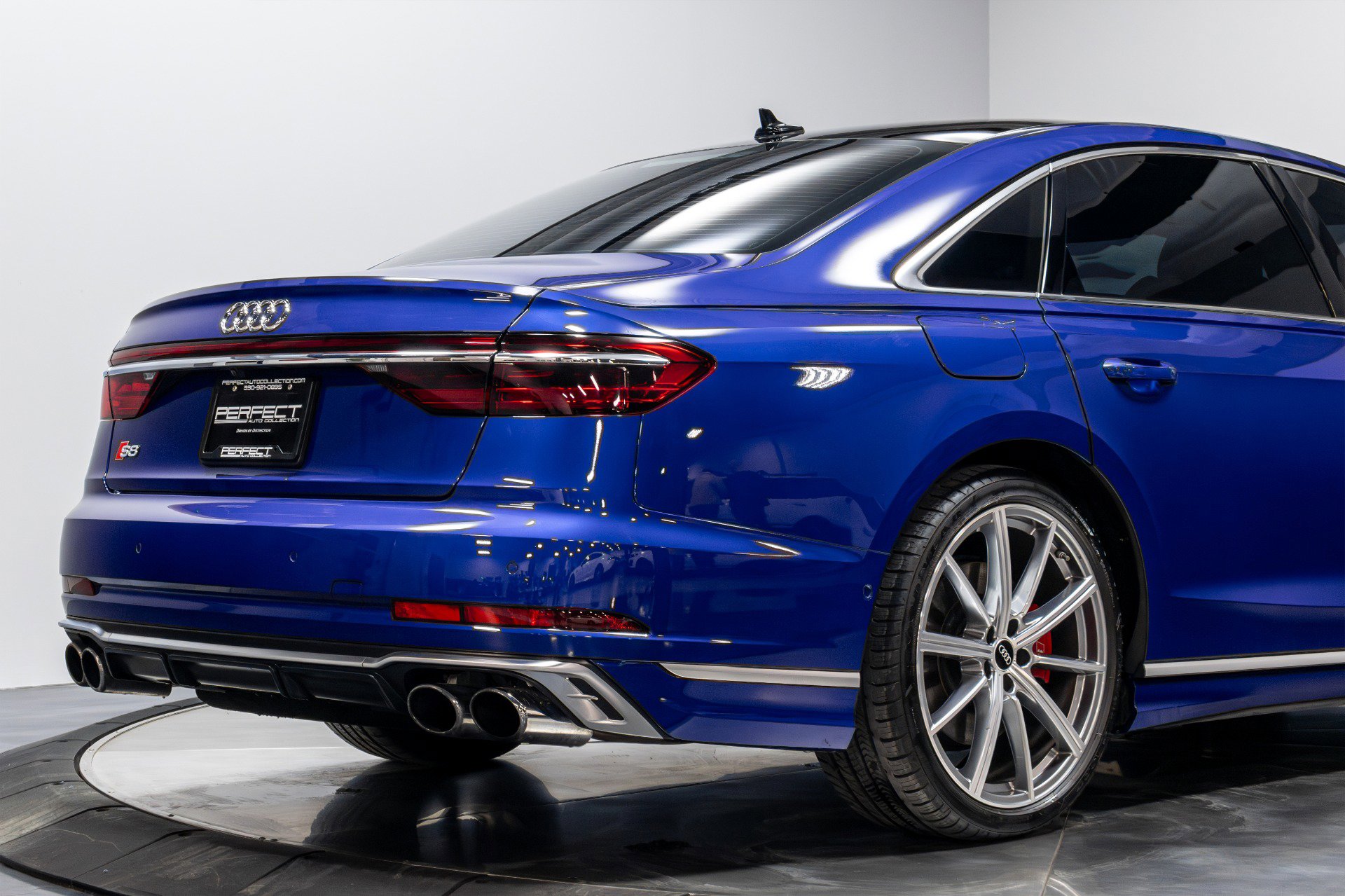 Used 2023 Audi S8 image 15