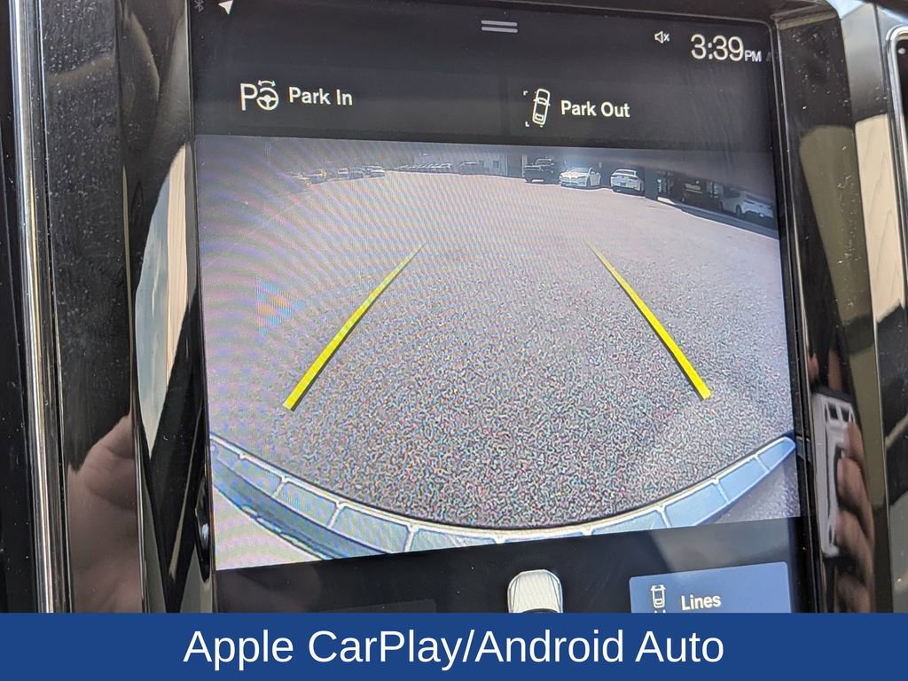 Used 2018 Volvo XC60 T5 Momentum w/ Vision Package image 23