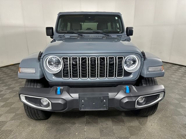 Used 2024 Jeep Wrangler Unlimited Sahara w/ Technology Group image 8