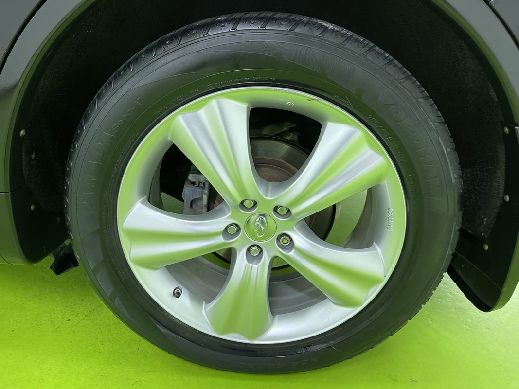 Used 2011 INFINITI FX35 AWD w/ Premium Pkg image 14