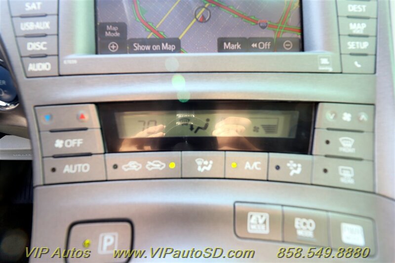 Used 2014 Toyota Prius Four w/ Solar Roof Package FWD image 24