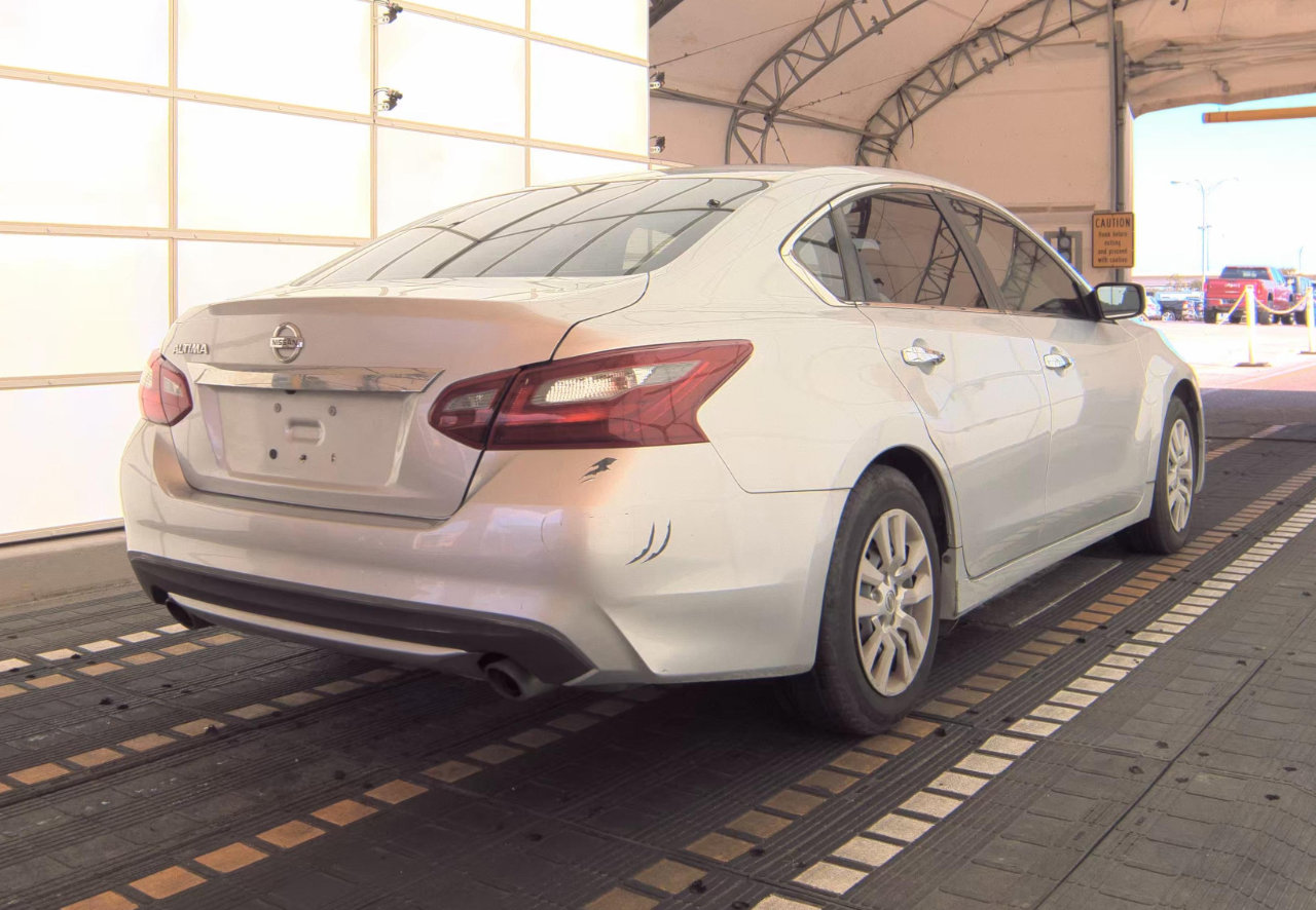 Used 2018 Nissan Altima 2.5 S w/ S Convenience Package image 5