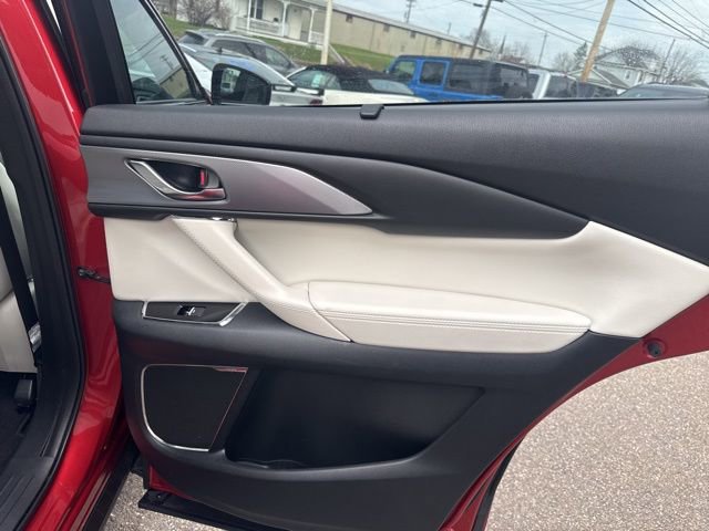 Used 2023 MAZDA CX-9 Signature image 34