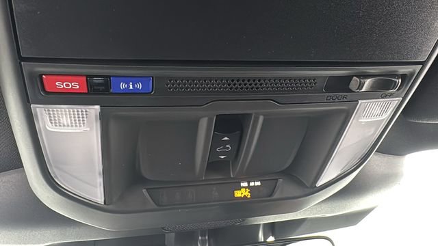 New 2025 Subaru Forester Premium image 31