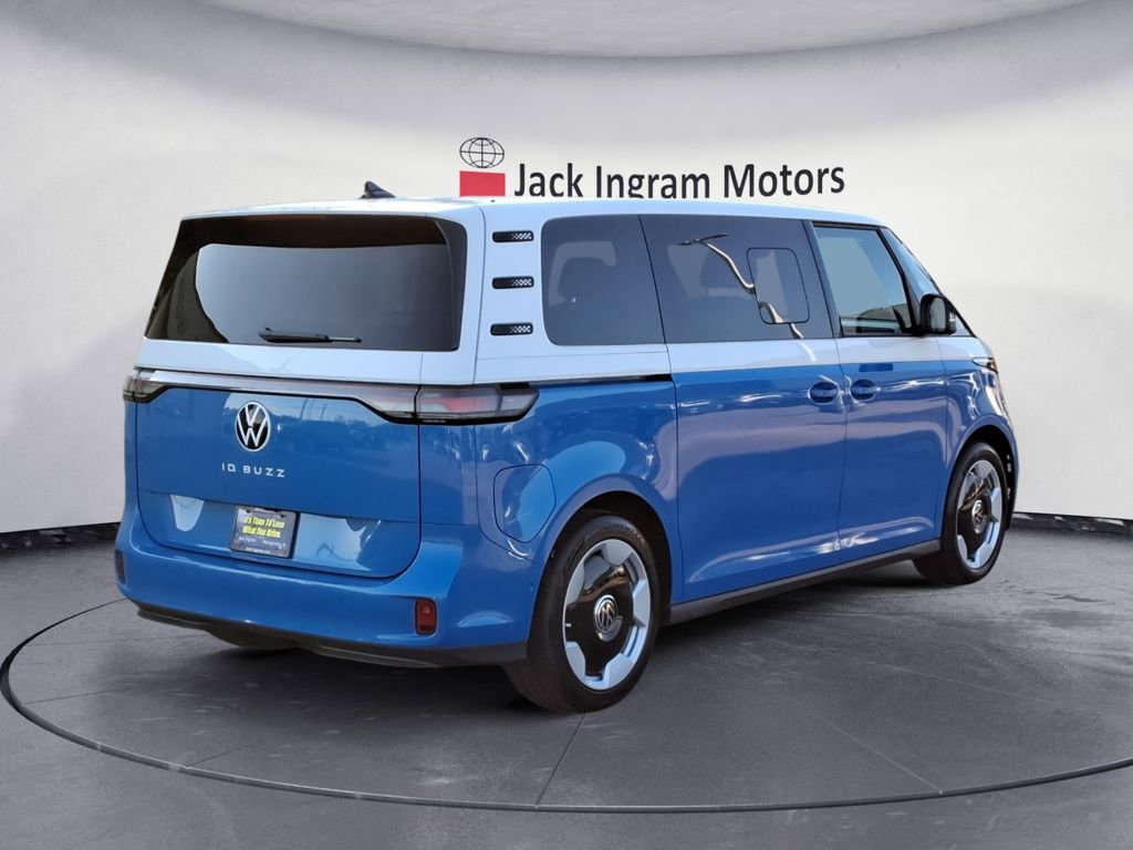 New 2025 Volkswagen ID. Buzz Pro S Plus RWD image 5