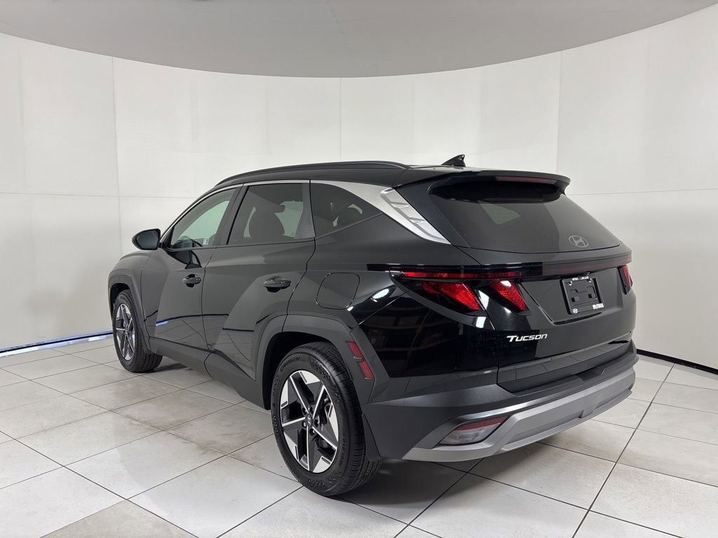 Certified 2025 Hyundai Tucson SEL FWD image 3
